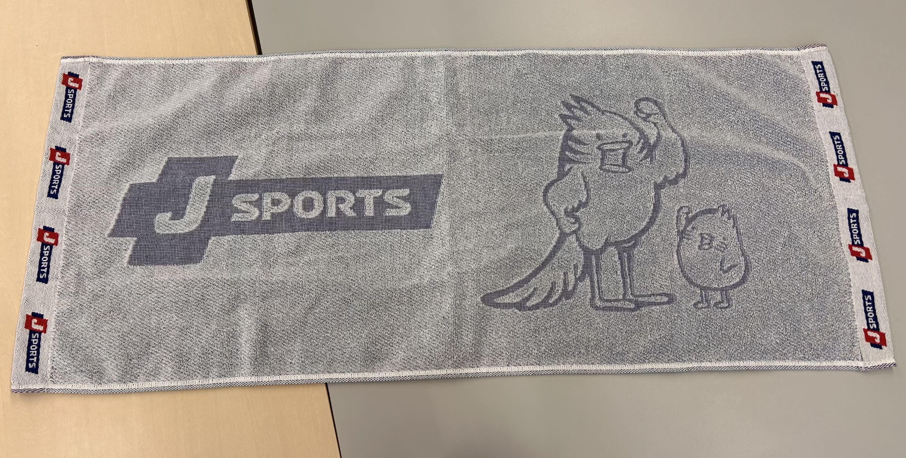 J SPORTS ロゴ入りタオル